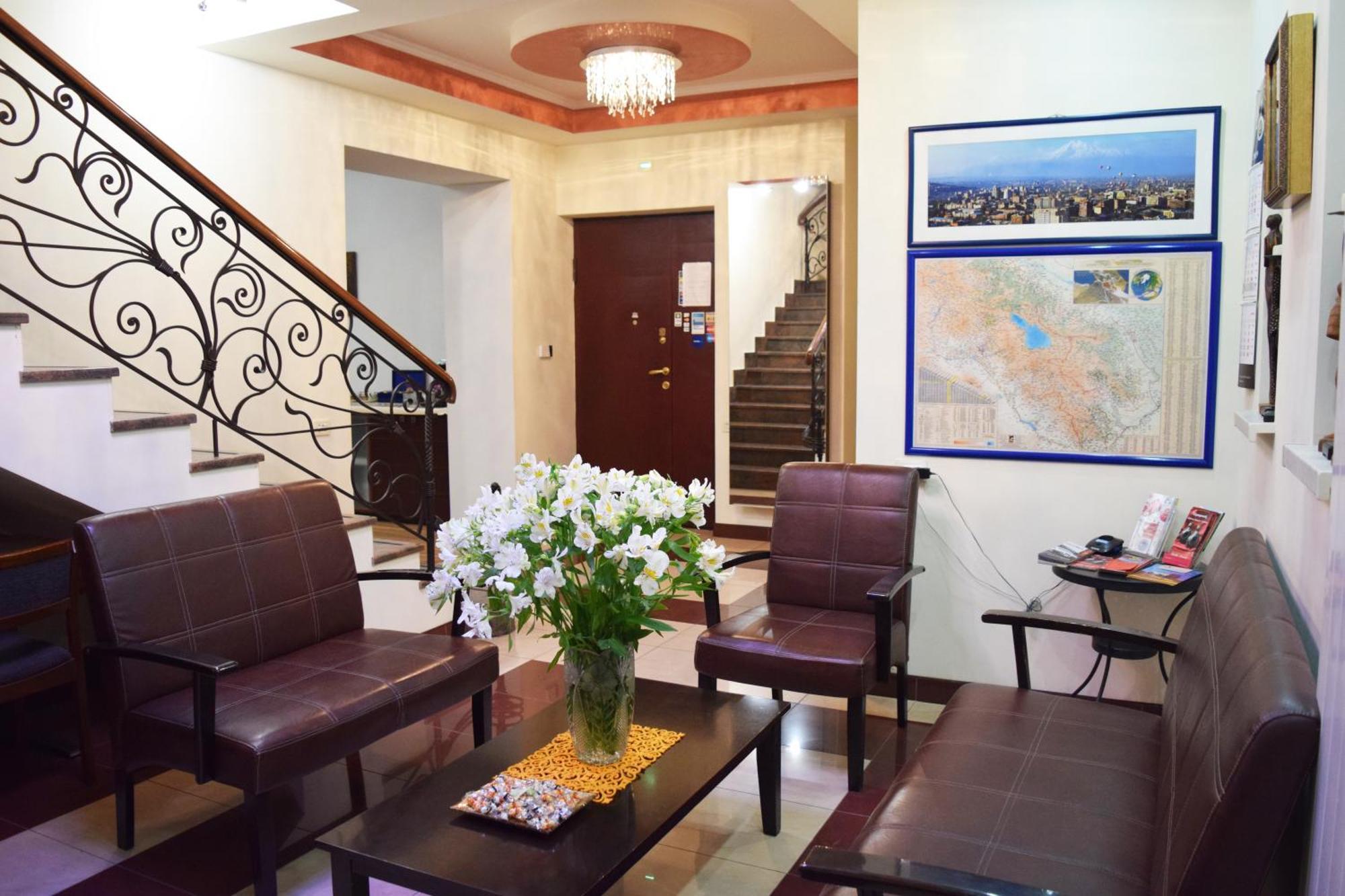 Hotel Grig Yerevan Exterior foto