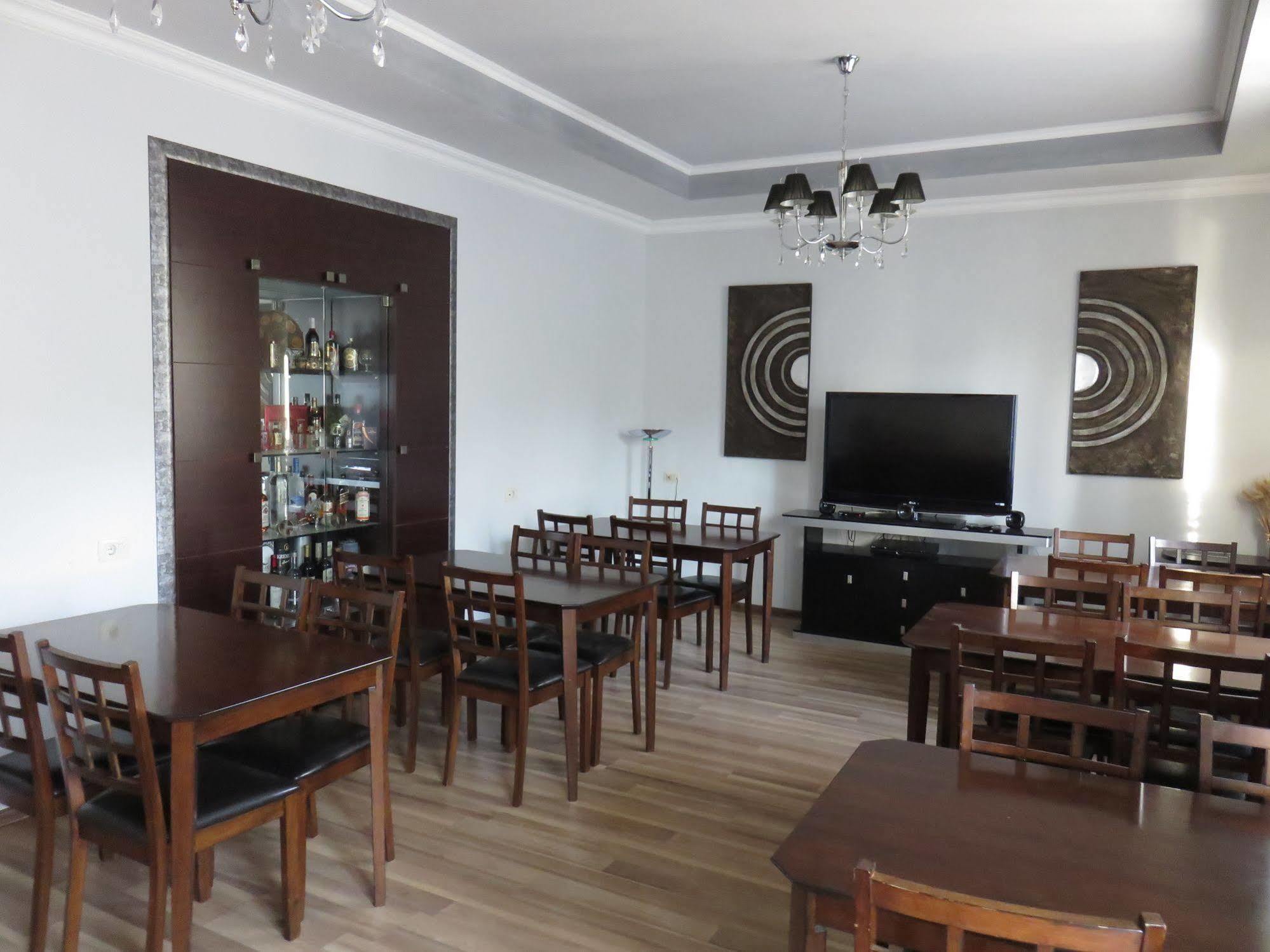 Hotel Grig Yerevan Exterior foto